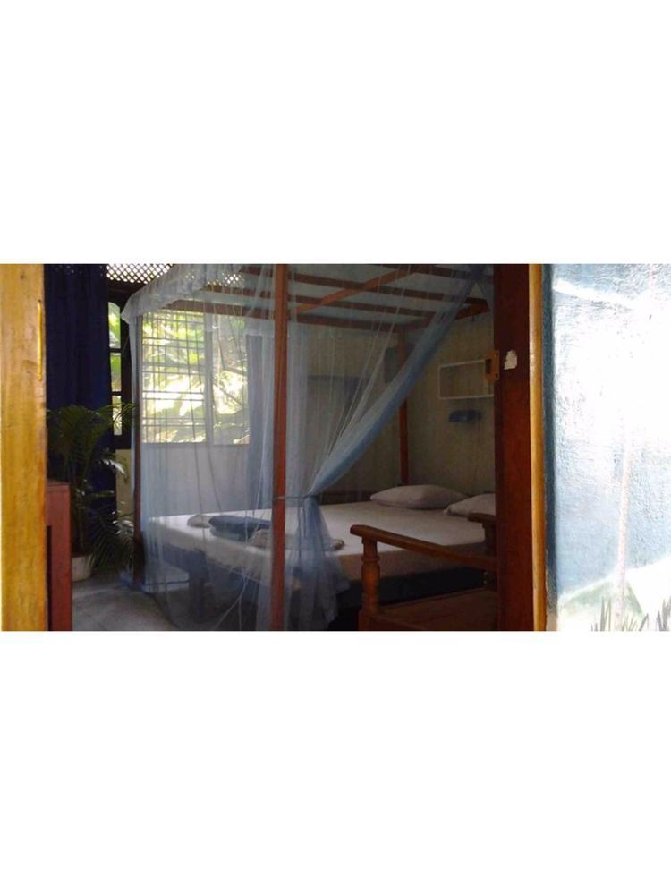Hotel Happy Tuna Hikkaduwa Exterior foto
